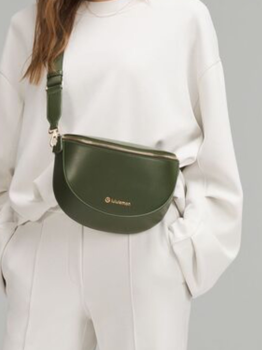 LuluLemon Saddle Crossbody. Like new condition Rare Barracks green colorway